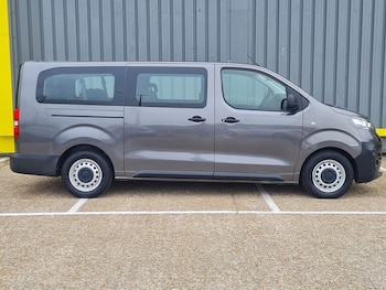 Used Vauxhall Vivaro Life 2022 for sale - 77720659: Photo