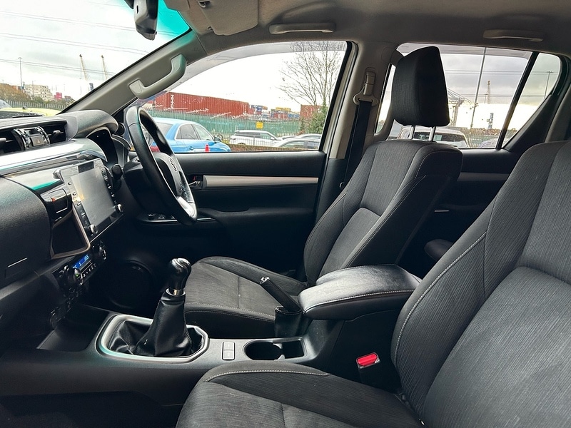 Used Toyota Hilux 2022 for sale - 76798801: Photo 14
