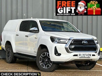 Used Toyota Hilux 2022 for sale - 76798801: Photo