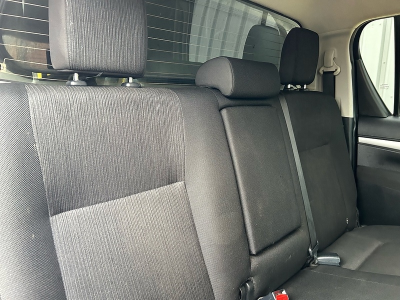 Used Toyota Hilux 2022 for sale - 76798801: Photo 21