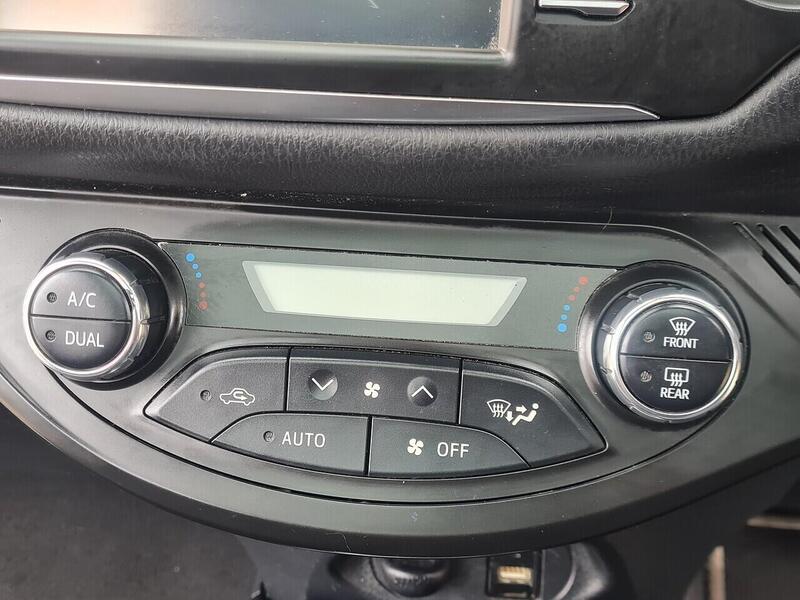 Used Toyota Yaris 2018 for sale - 78097483: Photo 43