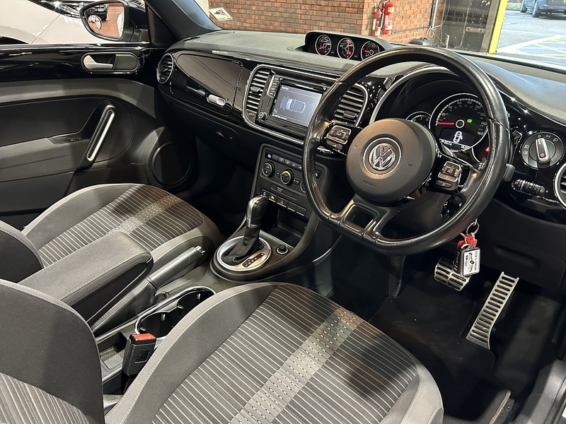 Used Volkswagen Beetle 2016 for sale - 77086541: Photo 10