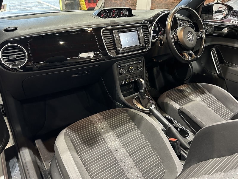 Used Volkswagen Beetle 2016 for sale - 77086541: Photo 13