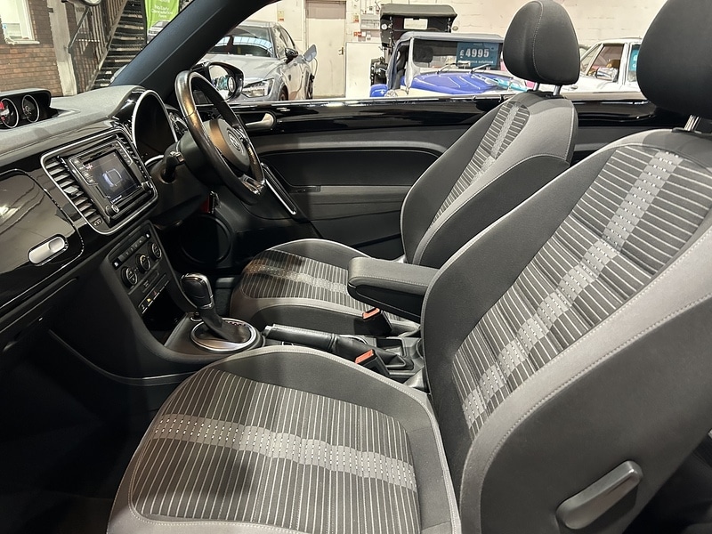 Used Volkswagen Beetle 2016 for sale - 77086541: Photo 14