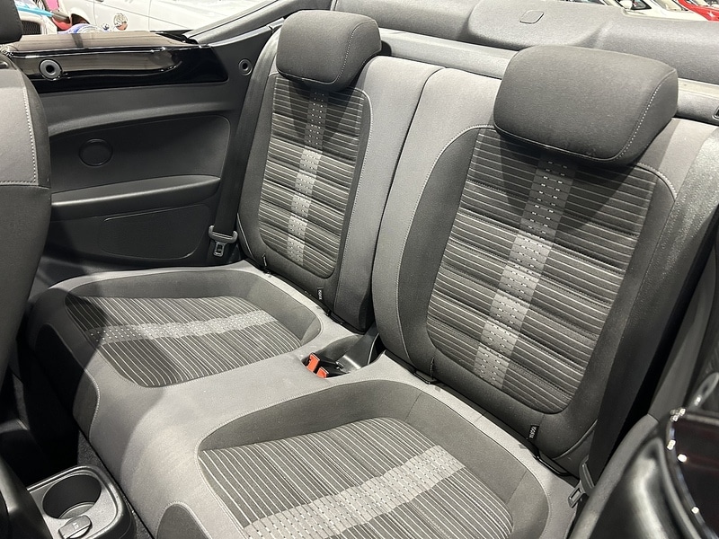 Used Volkswagen Beetle 2016 for sale - 77086541: Photo 16