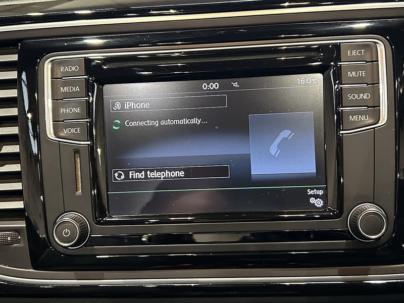 Used Volkswagen Beetle 2016 for sale - 77086541: Photo 26