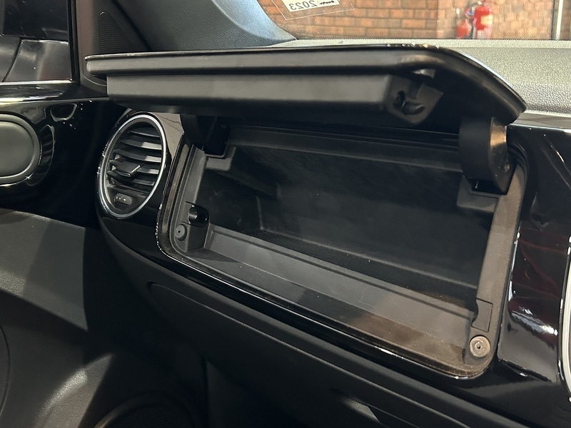 Used Volkswagen Beetle 2016 for sale - 77086541: Photo 36