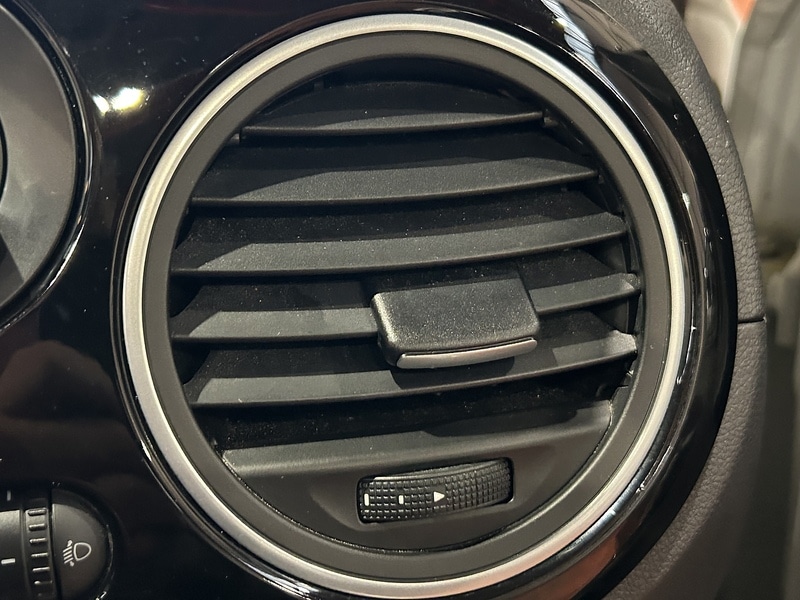 Used Volkswagen Beetle 2016 for sale - 77086541: Photo 42