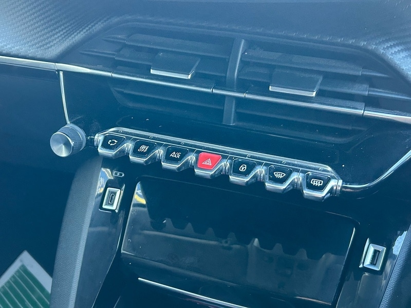 Used Peugeot 208 2022 for sale - 76792963: Photo 14