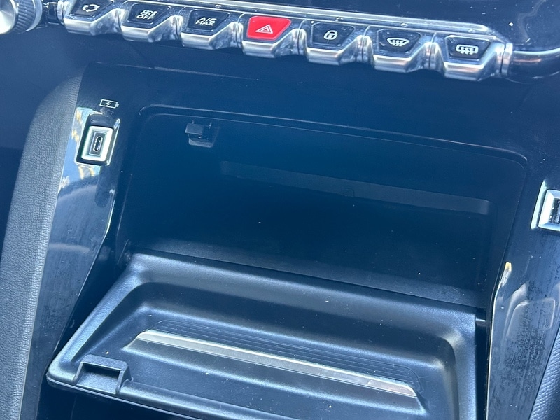 Used Peugeot 208 2022 for sale - 76792963: Photo 15