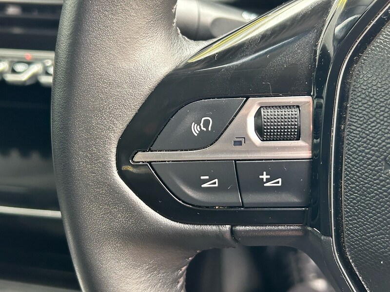 Used Peugeot 208 2022 for sale - 76792963: Photo 28