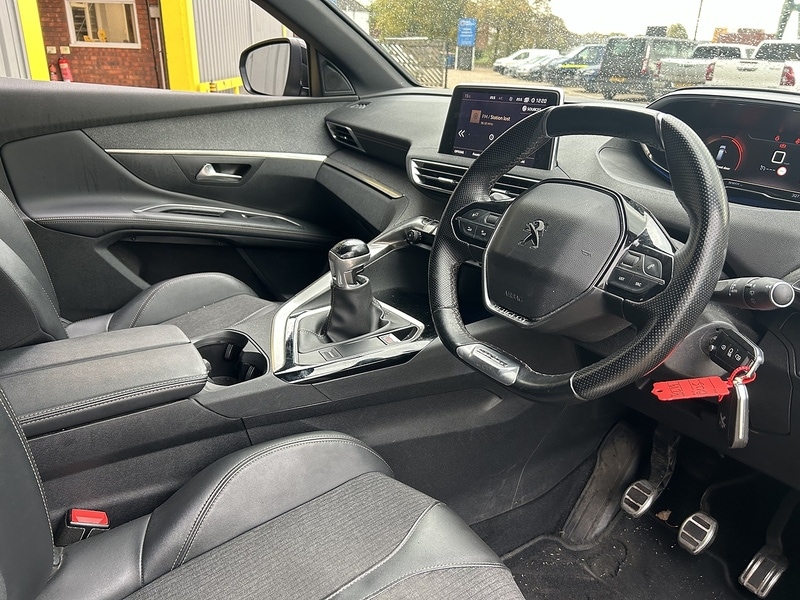 Used Peugeot 5008 2019 for sale - 76450377: Photo 2