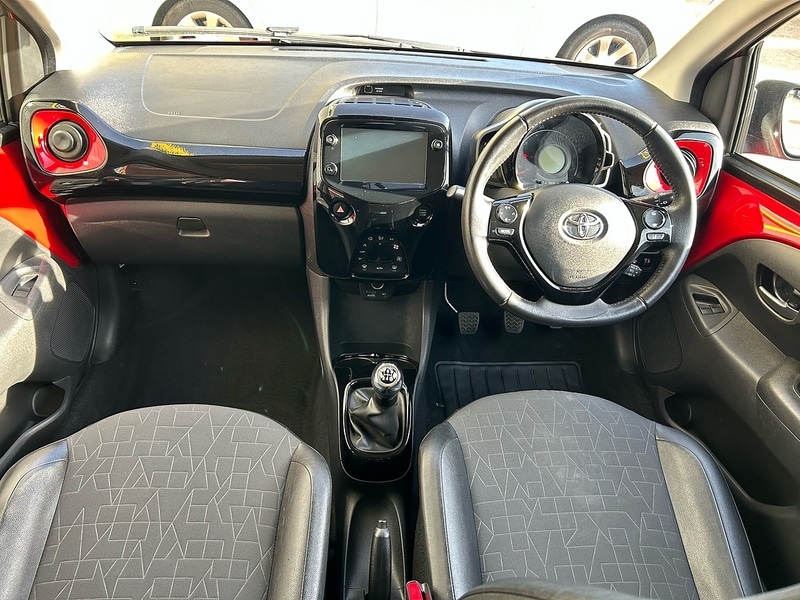 Used Toyota AYGO 2021 for sale - 76712096: Photo 16