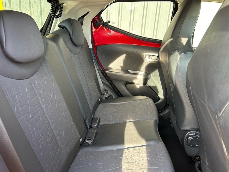 Used Toyota AYGO 2021 for sale - 76712096: Photo 21