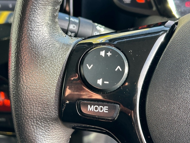 Used Toyota AYGO 2021 for sale - 76712096: Photo 23