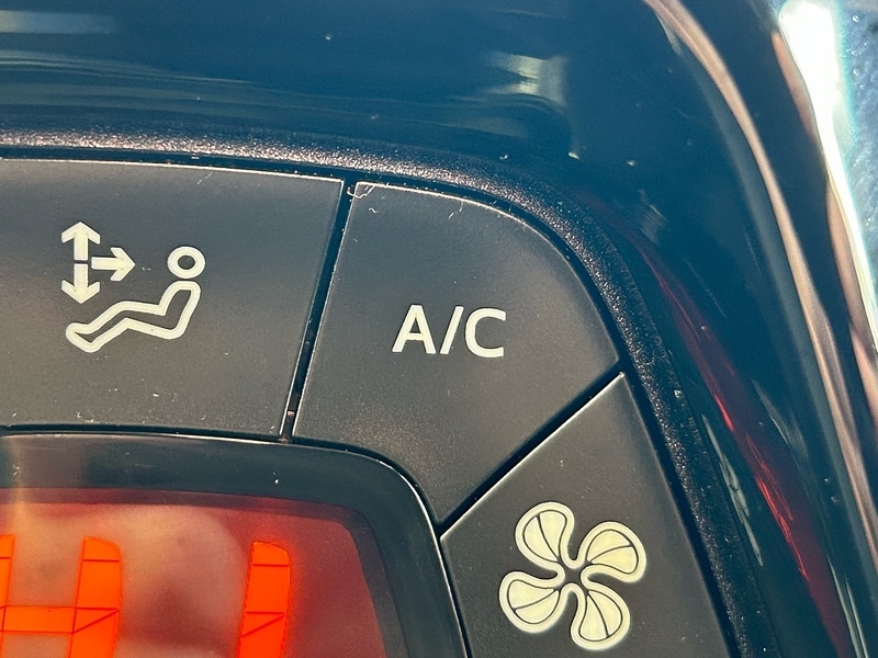 Used Toyota AYGO 2021 for sale - 76712096: Photo 64