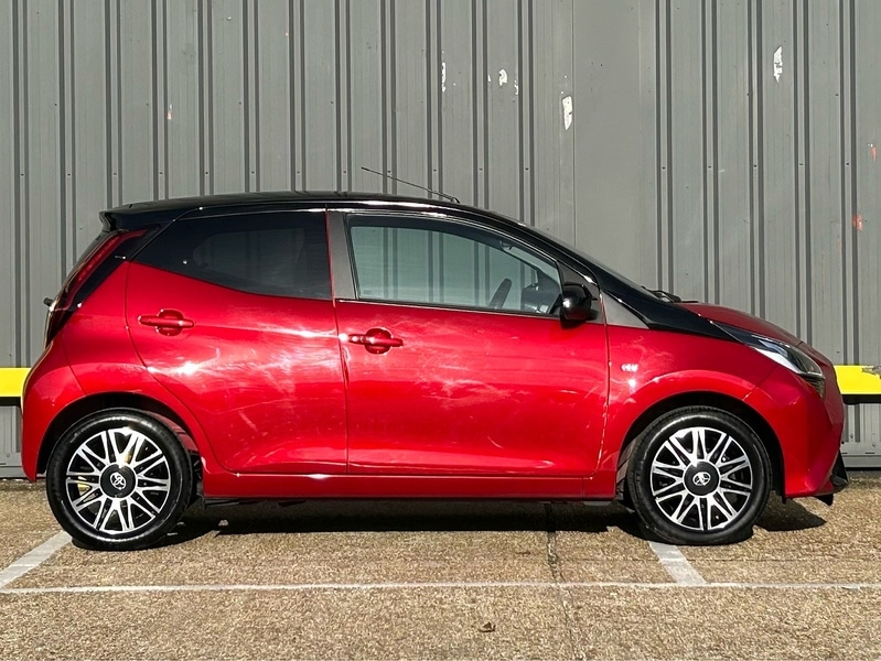 Used Toyota AYGO 2021 for sale - 76712096: Photo 9
