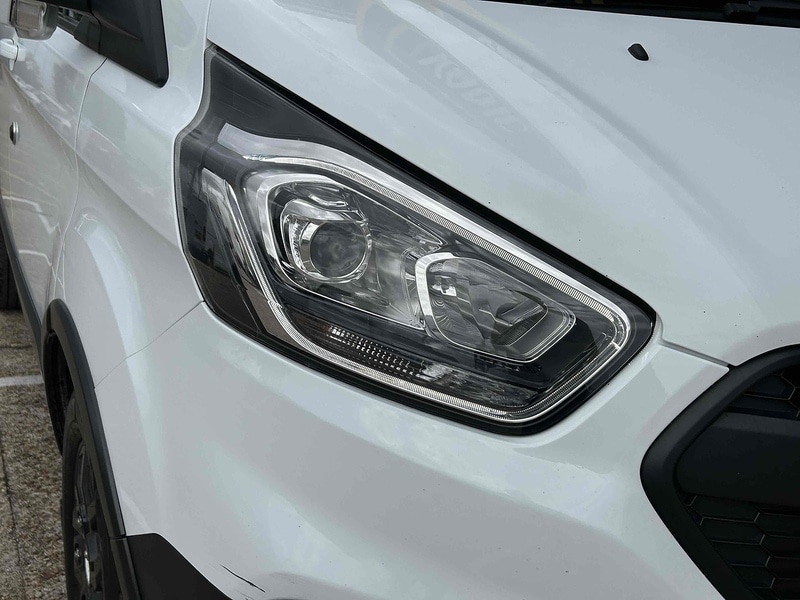 Used Ford Transit Custom 2022 for sale - 77213130: Photo 43
