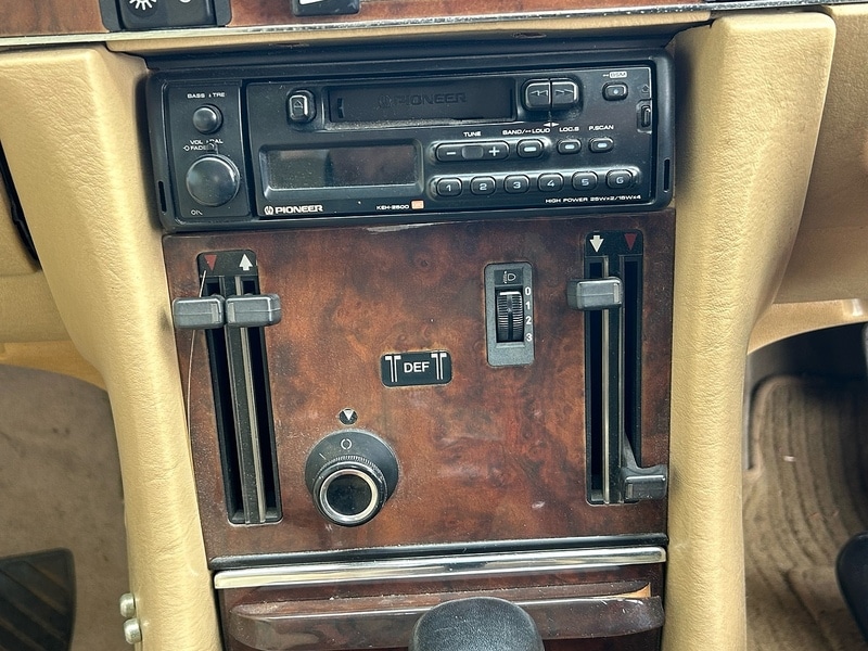 Used Mercedes-Benz SL for sale - 77272326: Photo 24