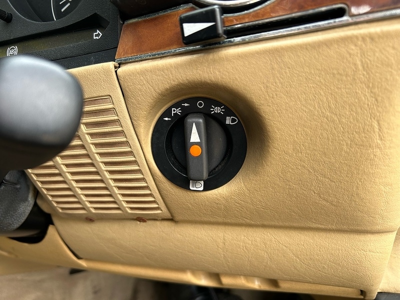 Used Mercedes-Benz SL for sale - 77272326: Photo 34