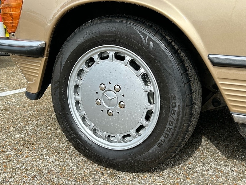 Used Mercedes-Benz SL for sale - 77272326: Photo 45