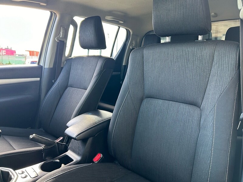 Used Toyota Hilux for sale - 77749192: Photo 14