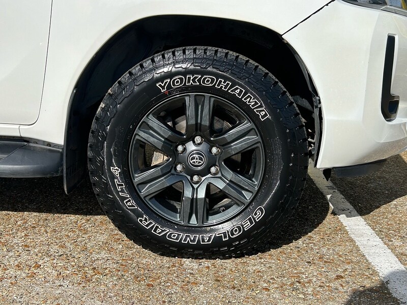Used Toyota Hilux for sale - 77749192: Photo 24
