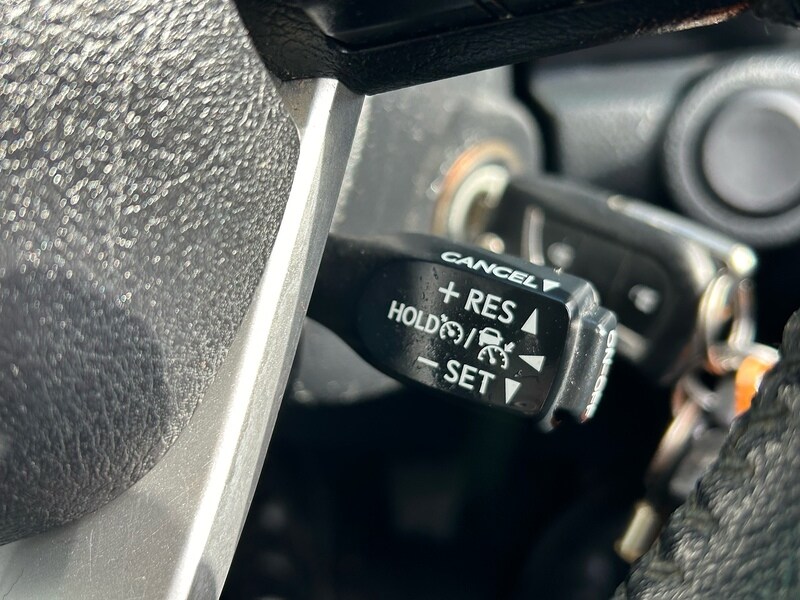 Used Toyota Hilux for sale - 77749192: Photo 31