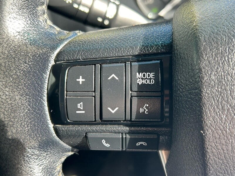 Used Toyota Hilux for sale - 77749192: Photo 32