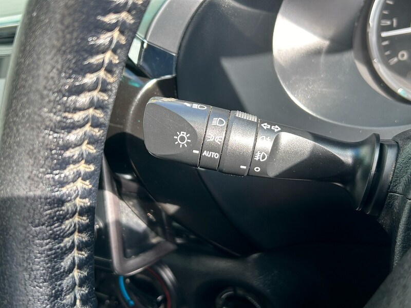 Used Toyota Hilux for sale - 77749192: Photo 36