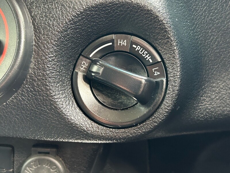 Used Toyota Hilux for sale - 77749192: Photo 44