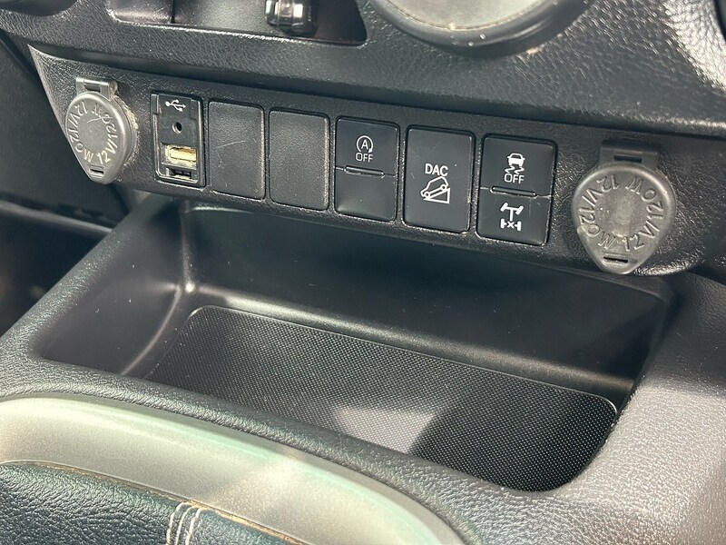 Used Toyota Hilux for sale - 77749192: Photo 46