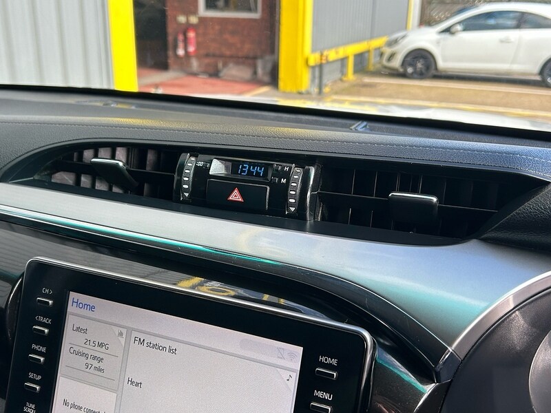 Used Toyota Hilux for sale - 77749192: Photo 47