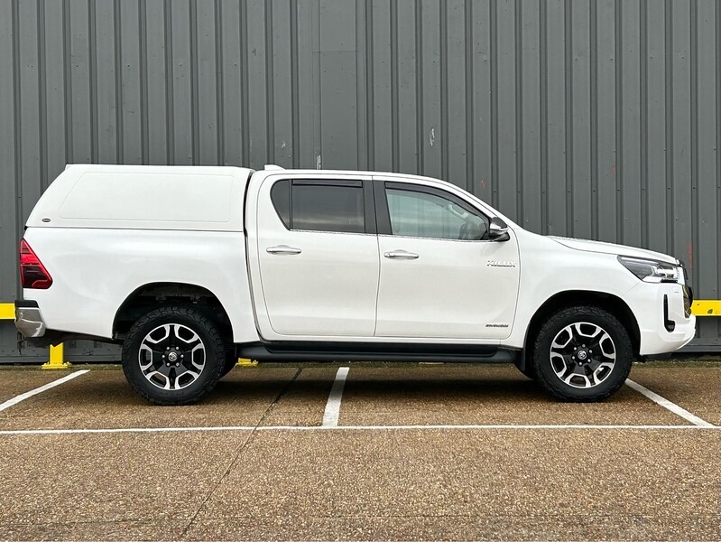 Used Toyota Hilux 2022 for sale - 77418304: Photo 11