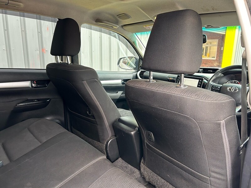 Used Toyota Hilux 2022 for sale - 77418304: Photo 21