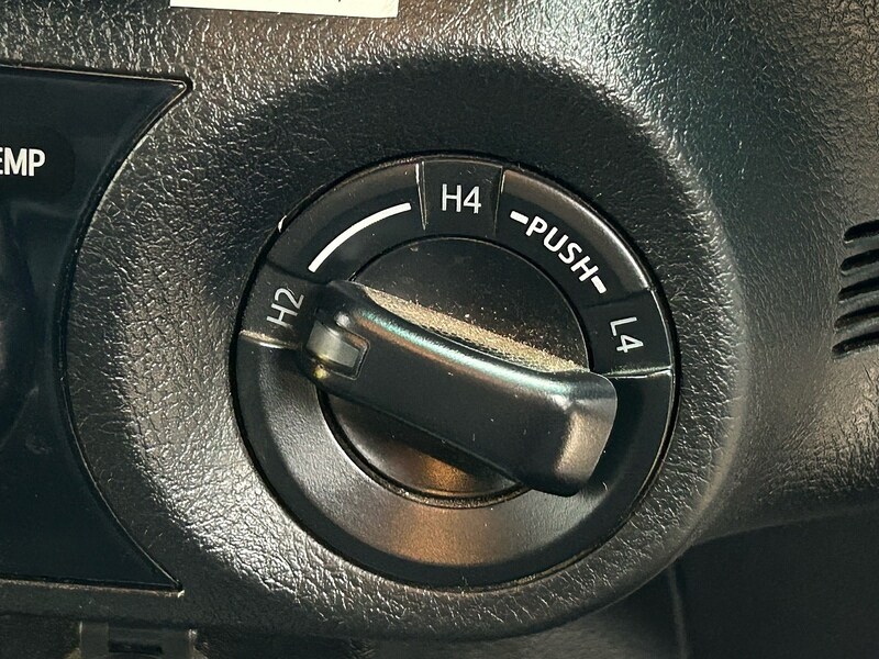 Used Toyota Hilux 2022 for sale - 77418304: Photo 36