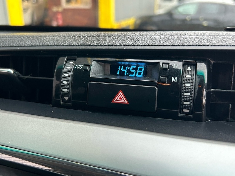 Used Toyota Hilux 2022 for sale - 77418304: Photo 63