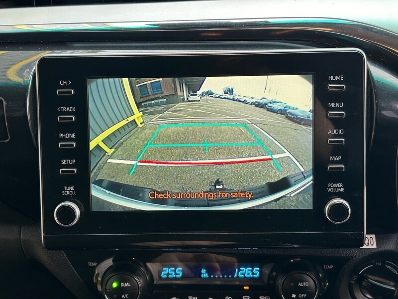 Used Toyota Hilux 2022 for sale - 77418304: Photo 69