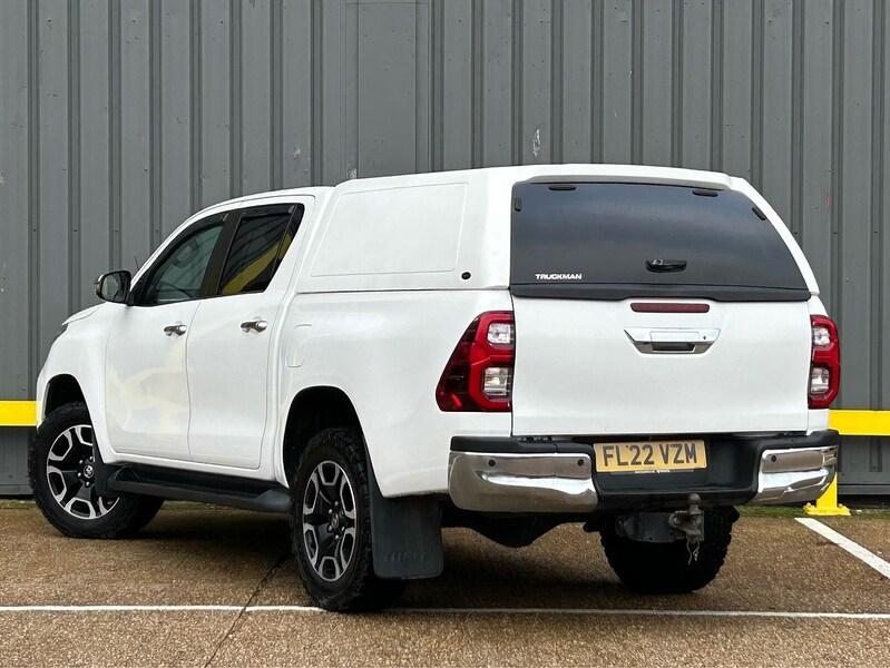 Used Toyota Hilux 2022 for sale - 77418304: Photo 8