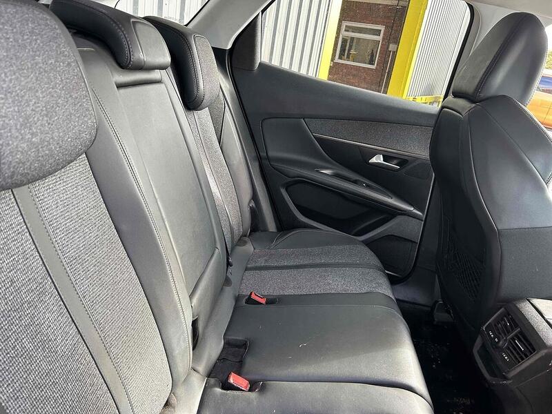 Used Peugeot 3008 2020 for sale - 76197282: Photo 6