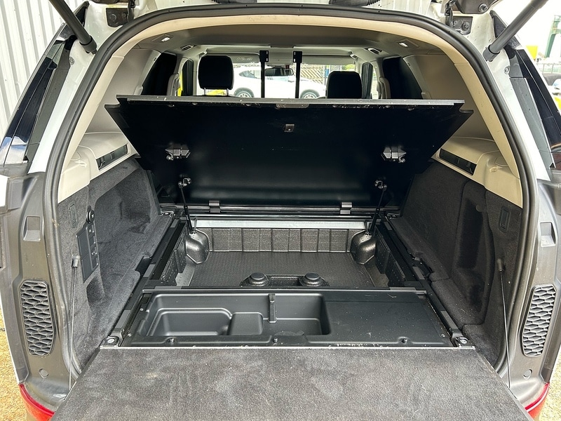 Used Land Rover Discovery 2020 for sale - 76798807: Photo 17