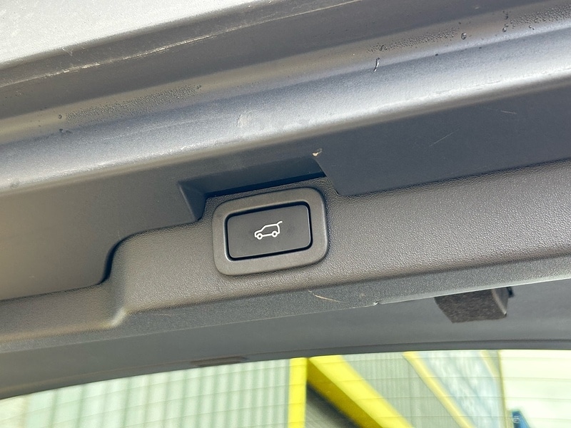 Used Land Rover Discovery 2020 for sale - 76798807: Photo 26