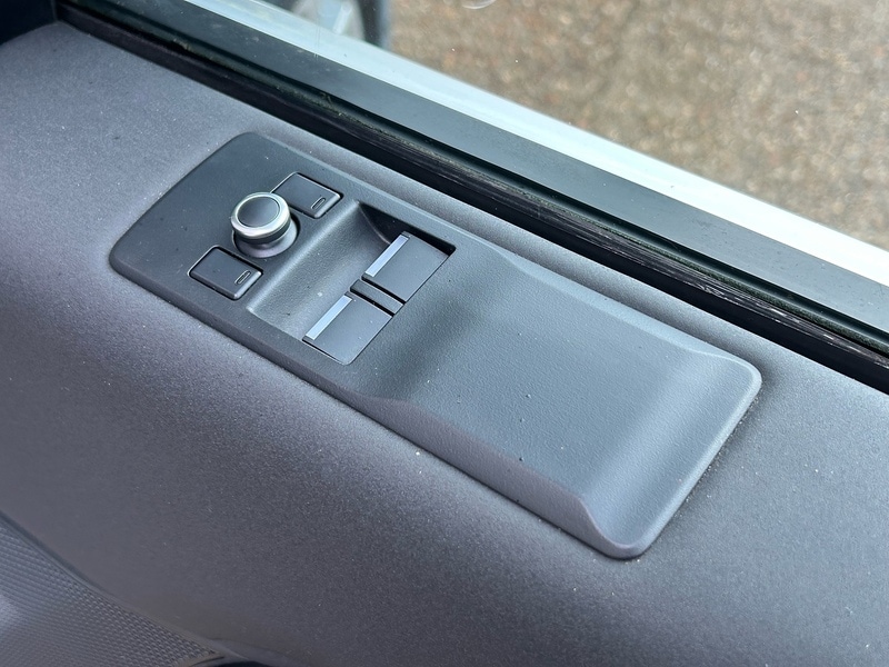 Used Land Rover Discovery 2020 for sale - 76798807: Photo 59