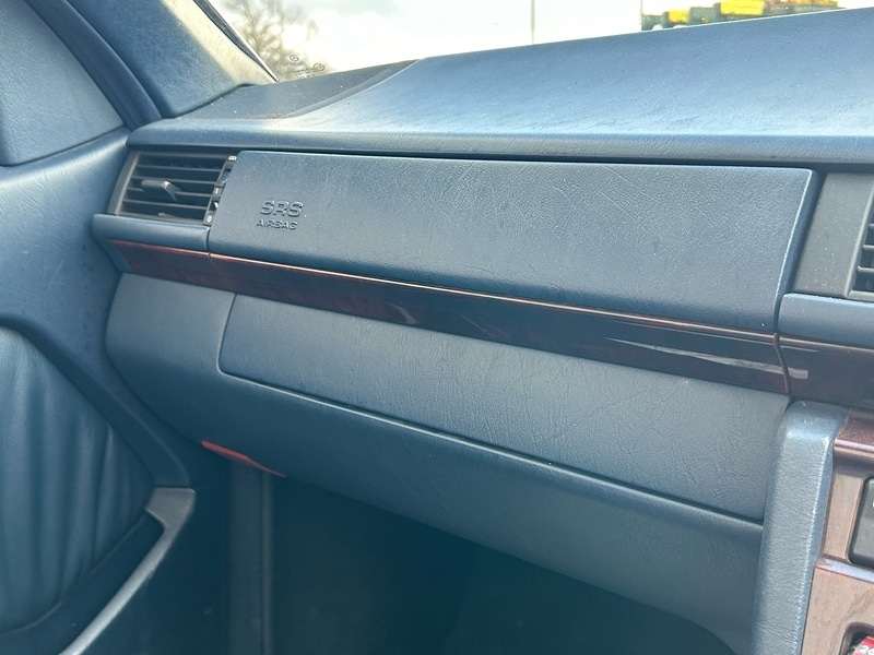 Used Mercedes-Benz E Class 1995 for sale - 77236879: Photo 12