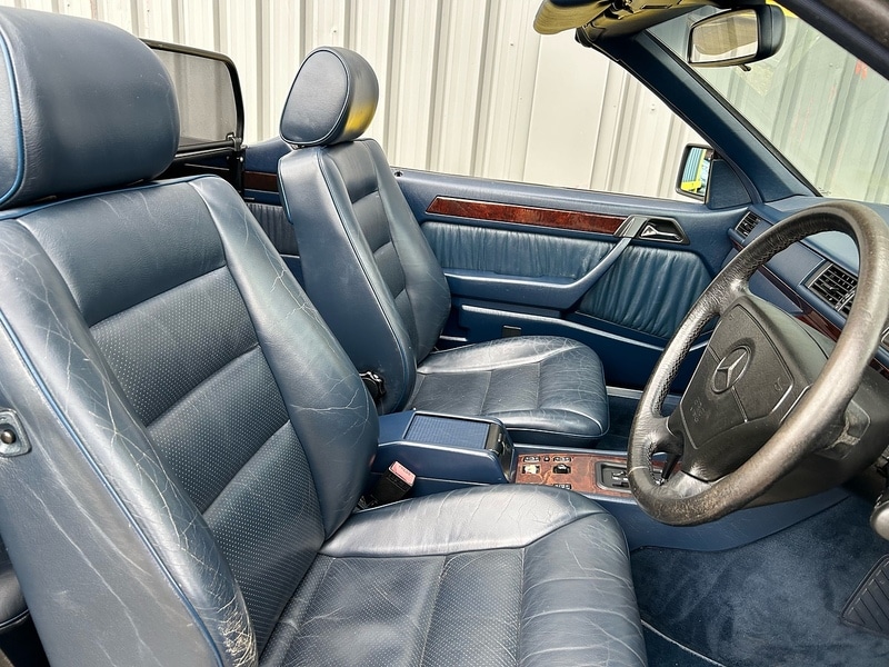 Used Mercedes-Benz 220 1995 for sale - 77236879: Photo 15