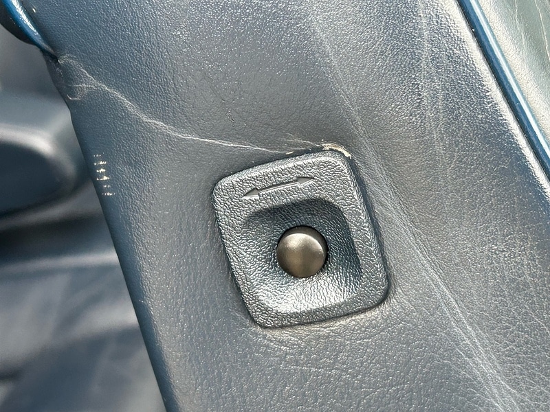 Used Mercedes-Benz 220 1995 for sale - 77236879: Photo 28