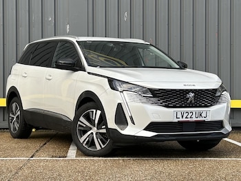 Used Peugeot 5008 2022 for sale - 76536249: Photo