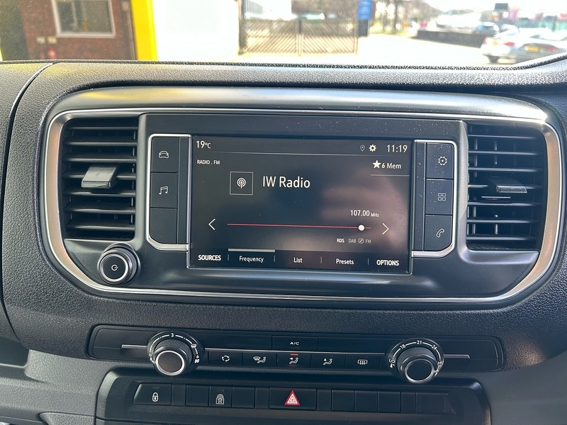 Used Vauxhall Vivaro Life 2020 for sale - 77889201: Photo 30