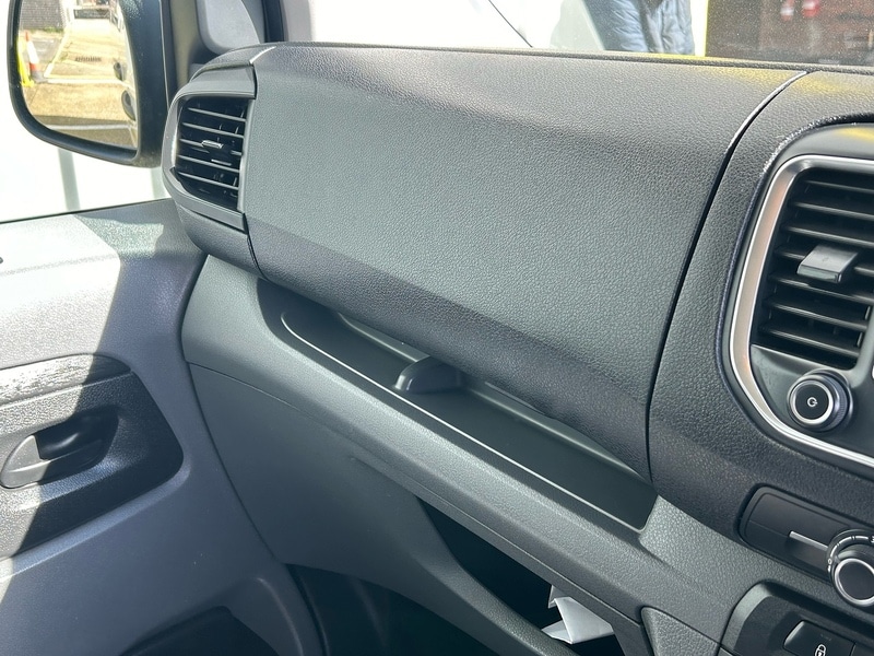 Used Vauxhall Vivaro Life 2020 for sale - 77889201: Photo 44