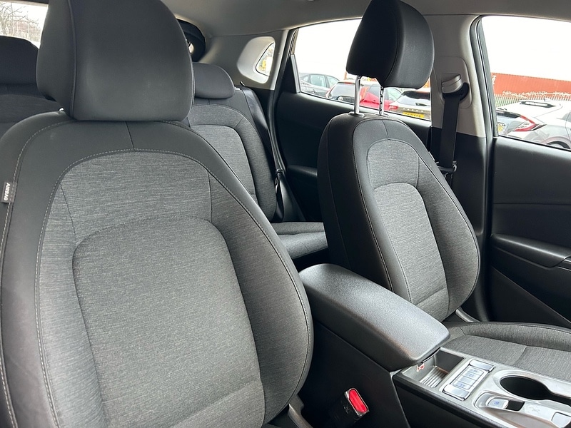 Used Hyundai KONA 2022 for sale - 77240169: Photo 11